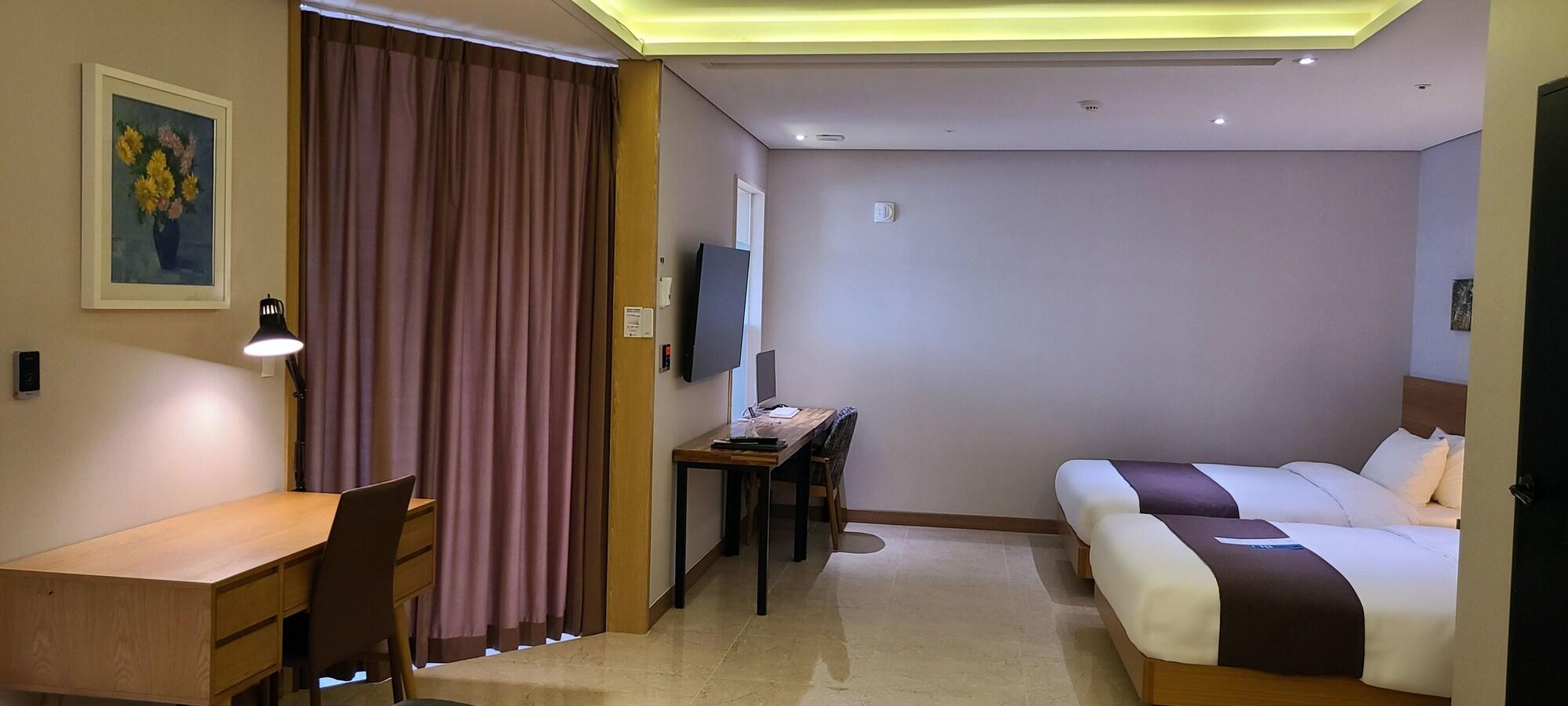 Benikea Hotel Yangsan Bagian luar foto