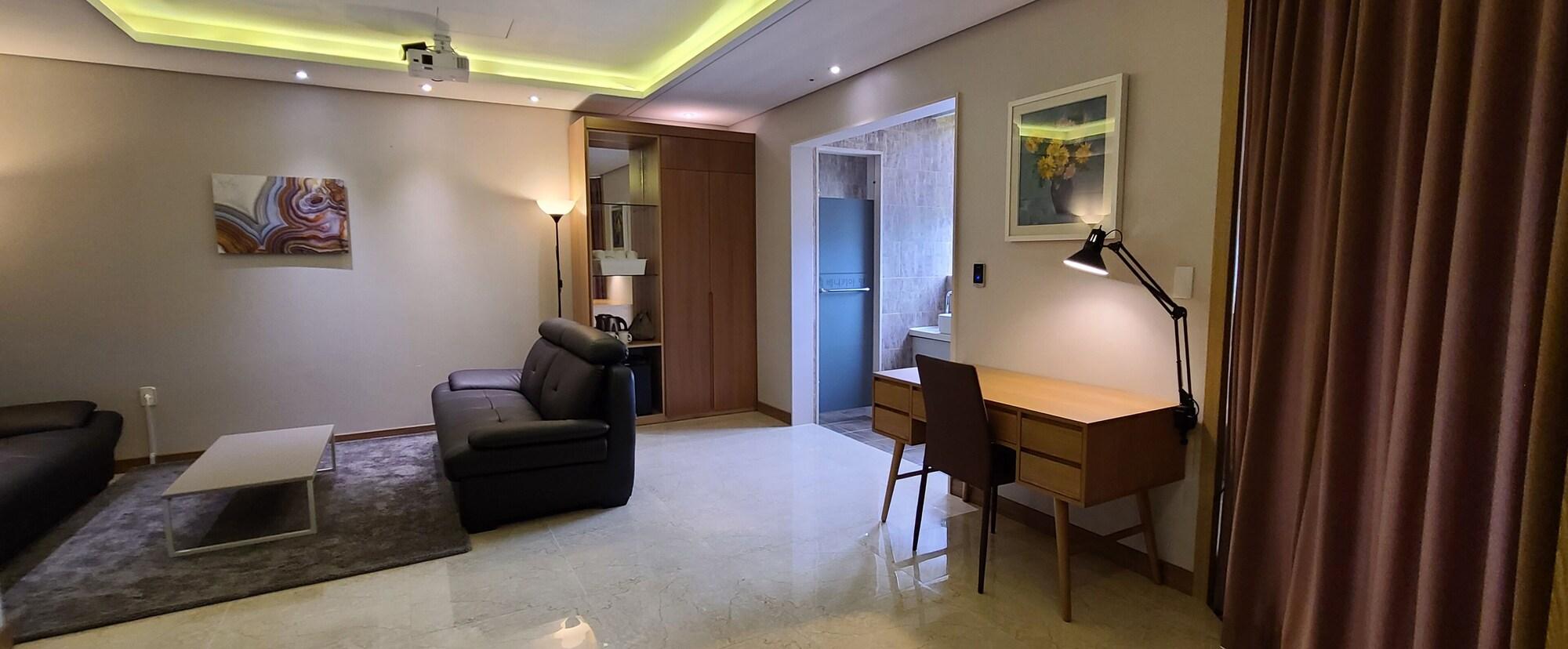 Benikea Hotel Yangsan Bagian luar foto