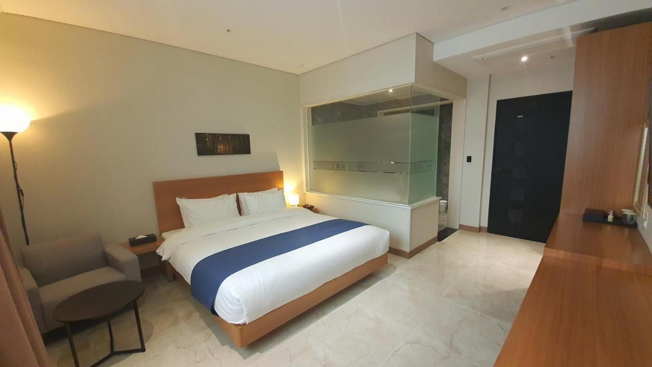Benikea Hotel Yangsan Bagian luar foto